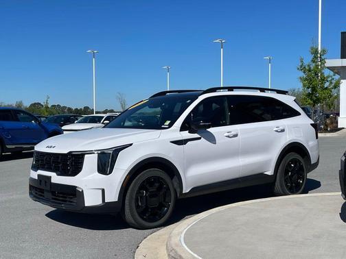 Glacial White Pearl 2025 Kia Sorento SX