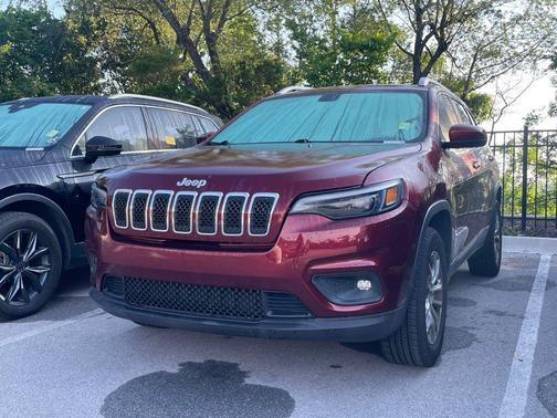 Velvet Red Pearlcoat 2019 Jeep Cherokee Latitude Plus