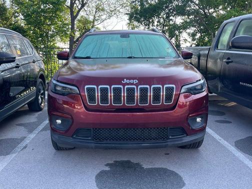 Velvet Red Pearlcoat 2019 Jeep Cherokee Latitude Plus
