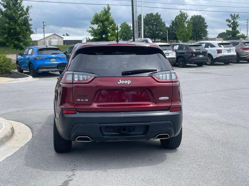 Velvet Red Pearlcoat 2019 Jeep Cherokee Latitude Plus