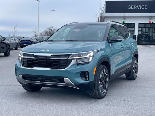 Pluton Blue/Black Roof 2026 Kia Seltos SX