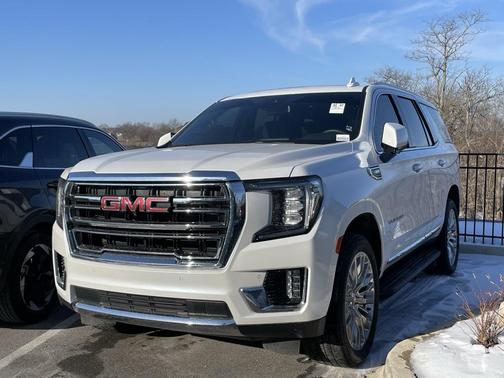 2023 GMC Yukon SLT
