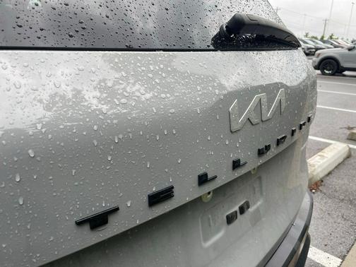 Gray 2022 Kia Telluride SX