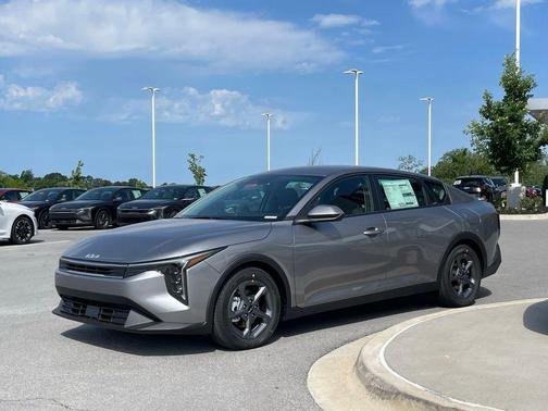 Steel 2026 Kia K4 LXS