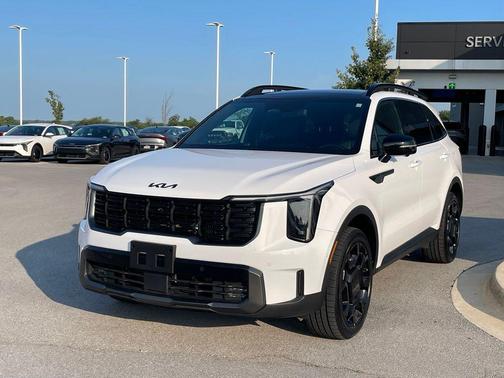 White Pearl 2025 Kia Sorento X-Line SX Prestige