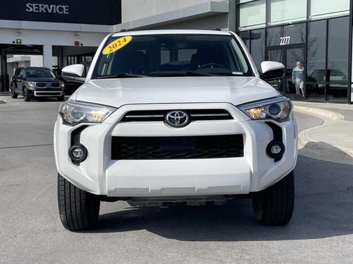 2024 Toyota 4Runner SR5
