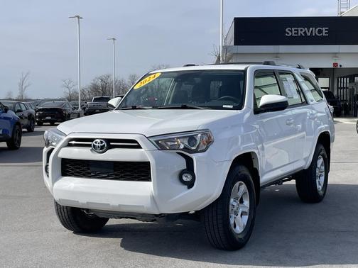 2024 Toyota 4Runner SR5