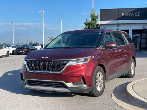 Red 2022 Kia Carnival LXS