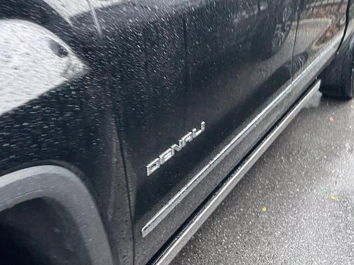 Onyx Black 2018 GMC Sierra 1500 Denali
