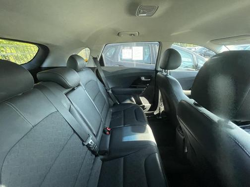 2018 Kia Niro Touring