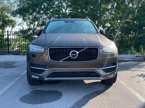 Bronze Metallic 2017 Volvo XC90 T6 Momentum