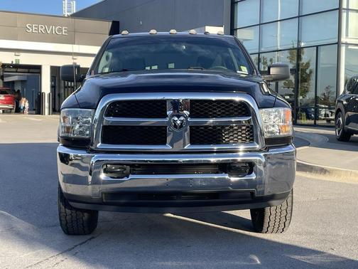 2018 RAM 2500 Tradesman Crew Cab 4x4 6'4' Box