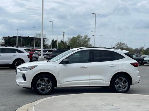 White Metallic 2024 Ford Escape ST-Line