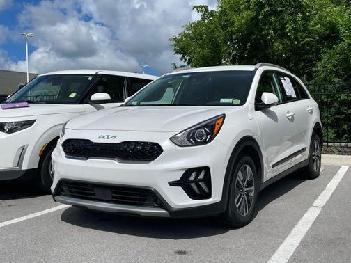 Snow White Pearl 2022 Kia Niro Plug-In Hybrid EX
