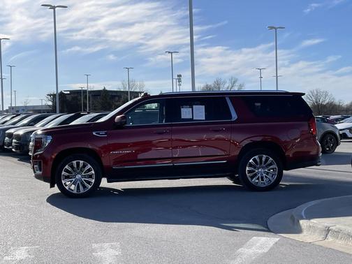 2022 GMC Yukon XL Denali