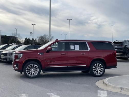 2022 GMC Yukon XL Denali