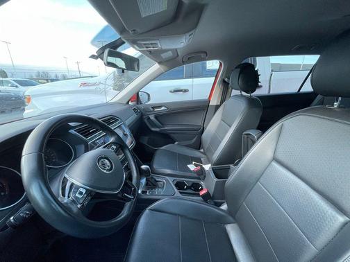2018 Volkswagen Tiguan 2.0T SEL