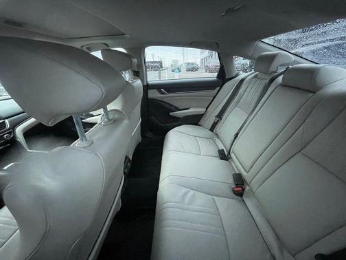 2021 Honda Accord Hybrid Touring