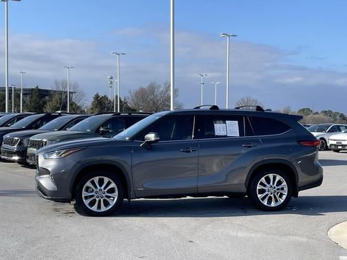 2023 Toyota Highlander Hybrid Limited