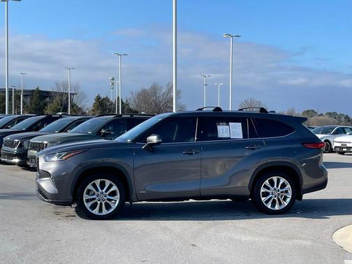 2023 Toyota Highlander Hybrid Limited