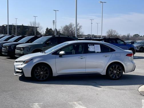 2023 Toyota Corolla SE