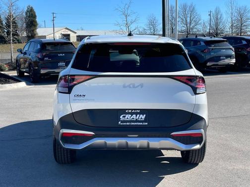 2024 Kia Sportage LX