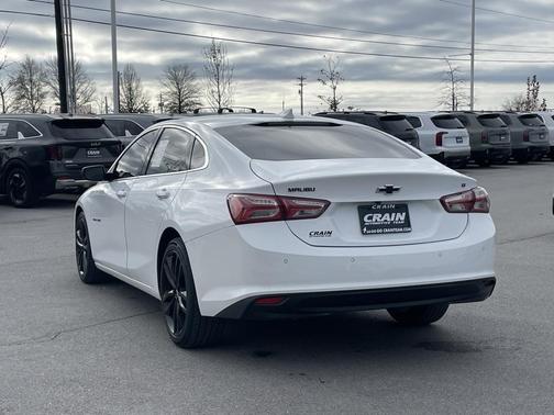 2021 Chevrolet Malibu FWD LT