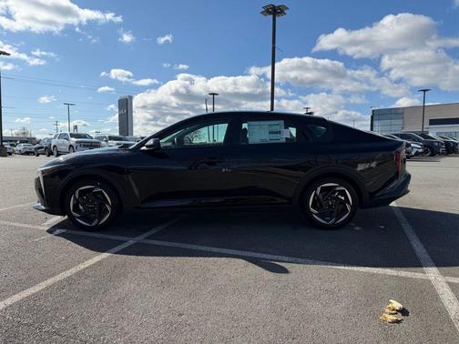 Aurora Black Pearl 2026 Kia K4 EX