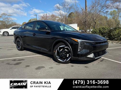 Aurora Black Pearl 2026 Kia K4 EX