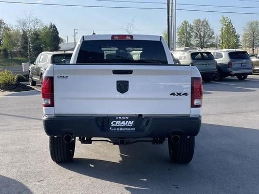 2024 RAM 1500 Classic Warlock Quad Cab 4x4 6'4' Box