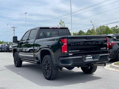 Black 2025 Chevrolet Silverado 2500 High Country