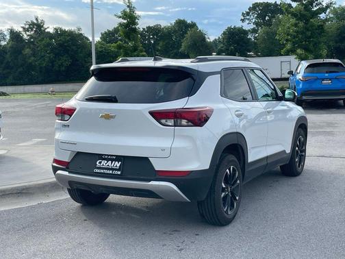 Summit White 2022 Chevrolet Trailblazer LT