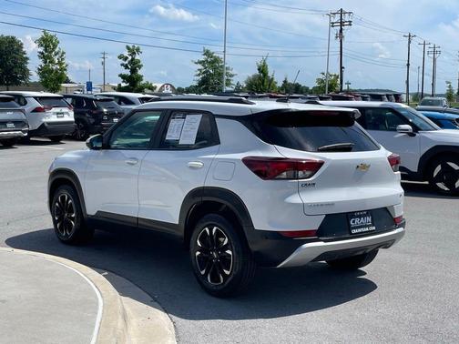 Summit White 2022 Chevrolet Trailblazer LT