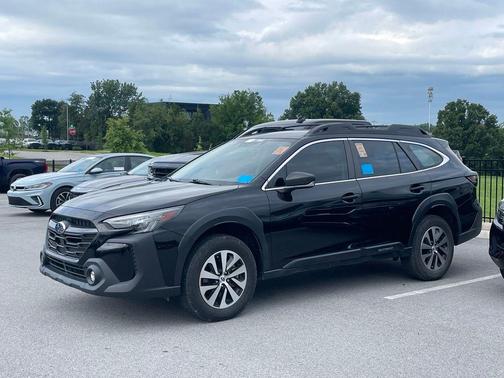 Crystal Black Silica 2023 Subaru Outback Base