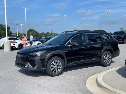 Crystal Black Silica 2023 Subaru Outback Base