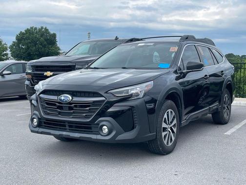 Crystal Black Silica 2023 Subaru Outback Base