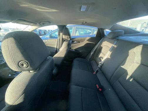 2023 Chevrolet Malibu 1LS