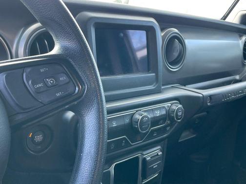 2022 Jeep Wrangler Sport S