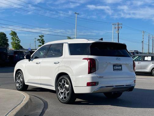 White 2022 Hyundai PALISADE Calligraphy