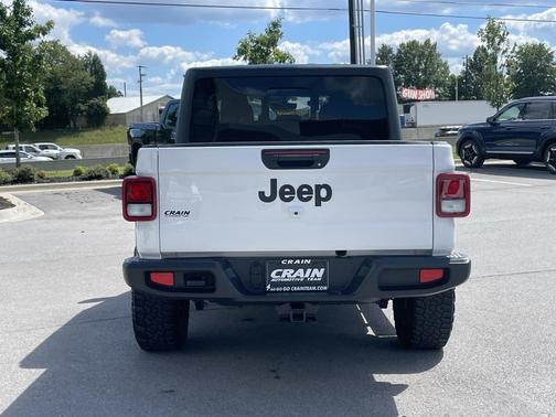 2022 Jeep Gladiator Sport S