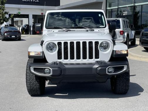 2022 Jeep Gladiator Sport S