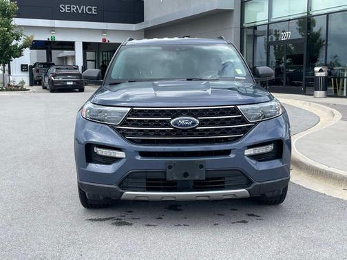 Blue Metallic 2021 Ford Explorer XLT