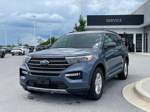 Blue Metallic 2021 Ford Explorer XLT
