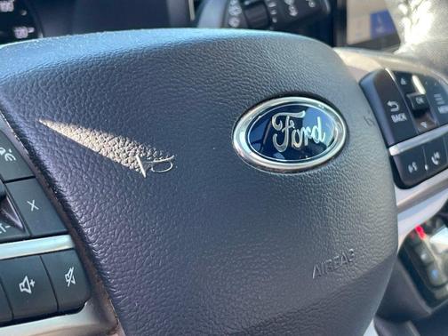 Gray Metallic 2021 Ford Explorer Limited