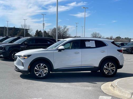 2023 Buick Envision Essence FWD