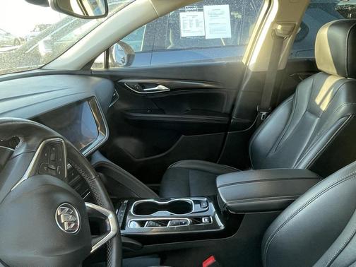 2023 Buick Envision Essence FWD