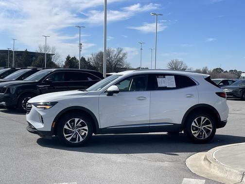 2023 Buick Envision Essence FWD