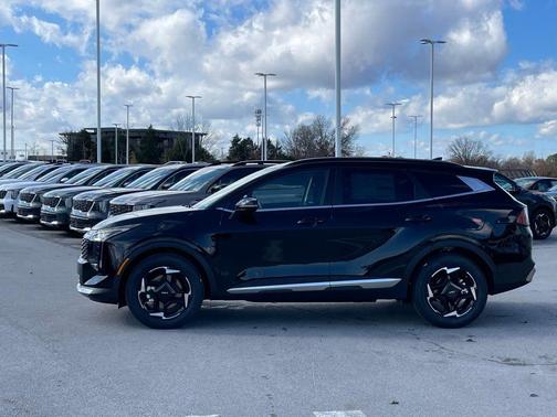 Ebony Black 2026 Kia Sportage EX