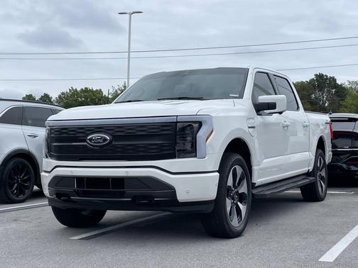 2023 Ford F-150 Lightning Platinum