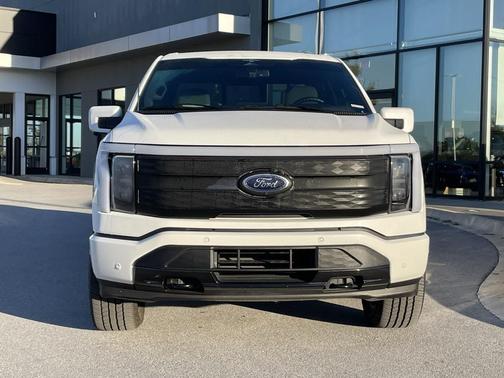 2023 Ford F-150 Lightning Platinum